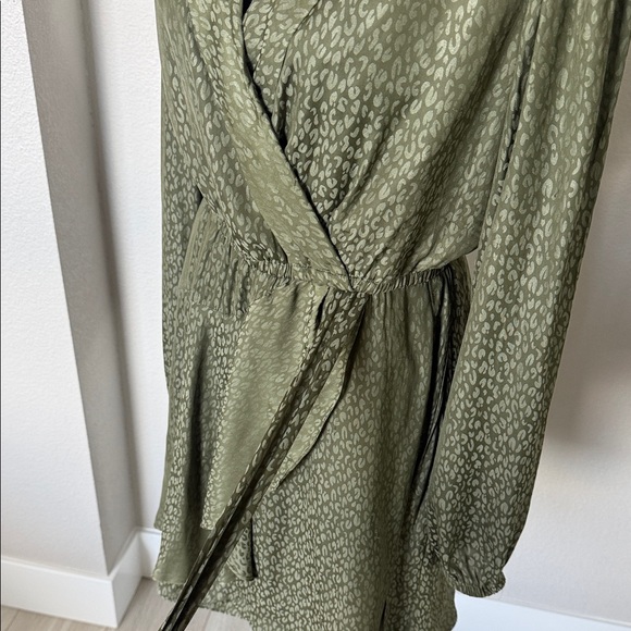 Steve Madden Olive GreenDress - Picture 3 of 5